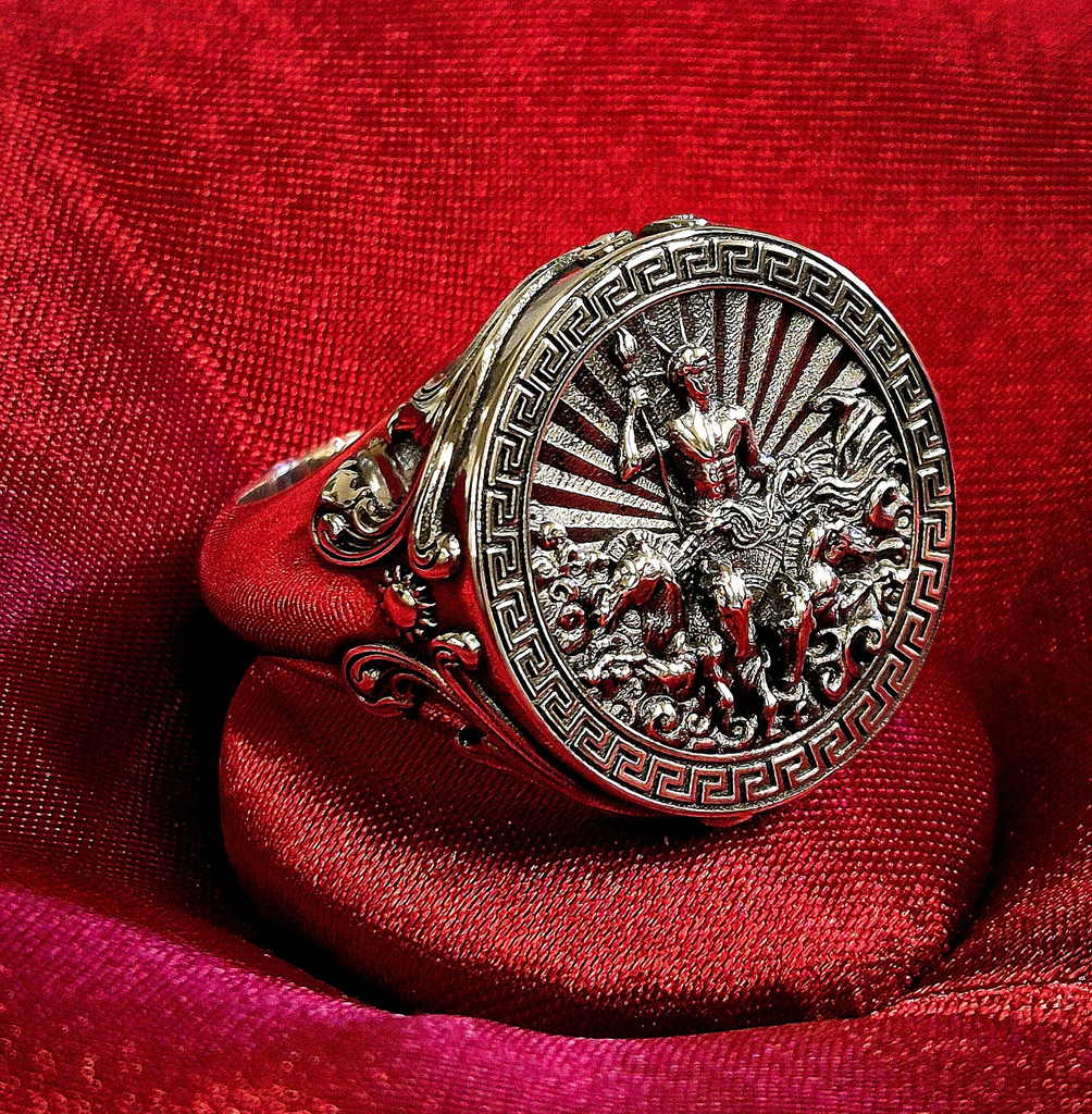 Helios Signet Ring